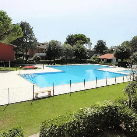 Апартаменти Villaggio Azzurro Бібіоне
